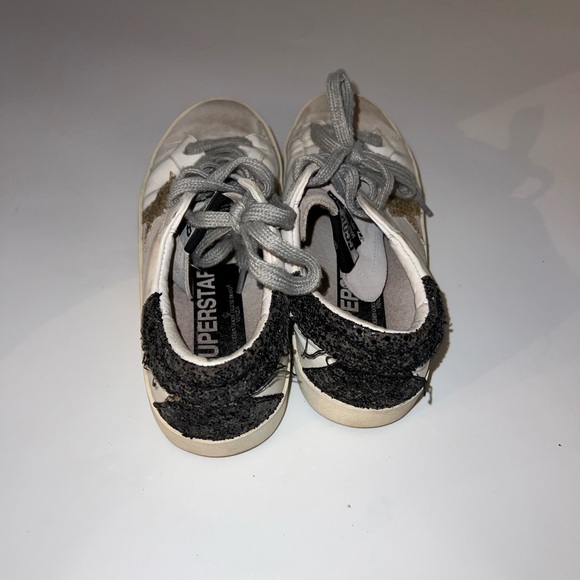 Golden goose size 6 1/2 - Picture 2 of 4